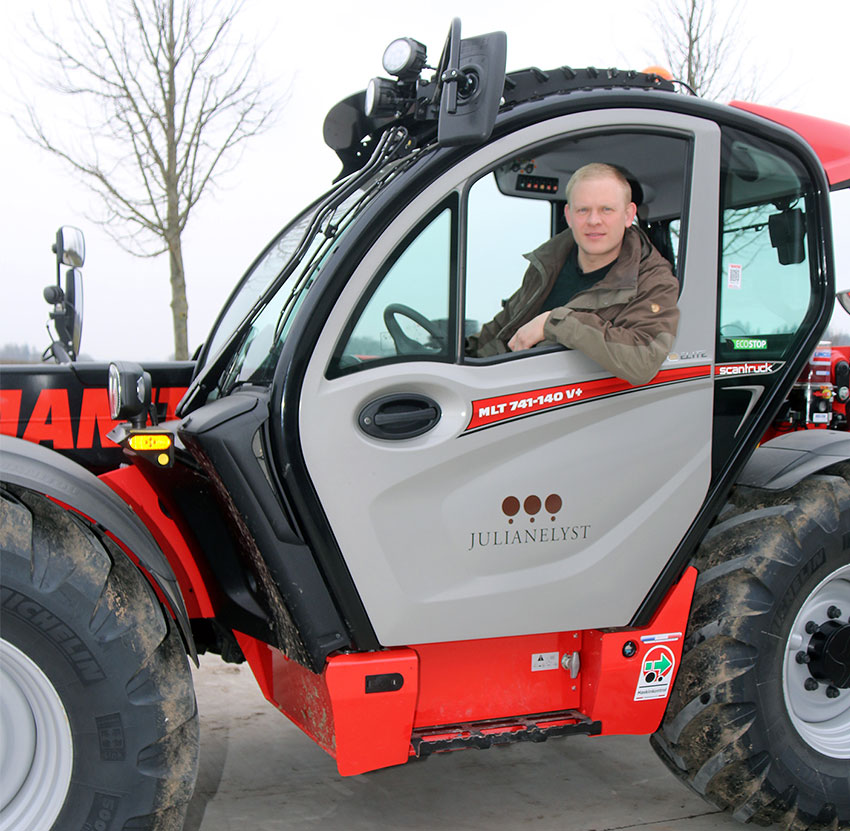 Morten Rasmussen på plads i Manitou MLT741-140V+, som han købte til Julianelyst Gods ved en hurtig beslutning.