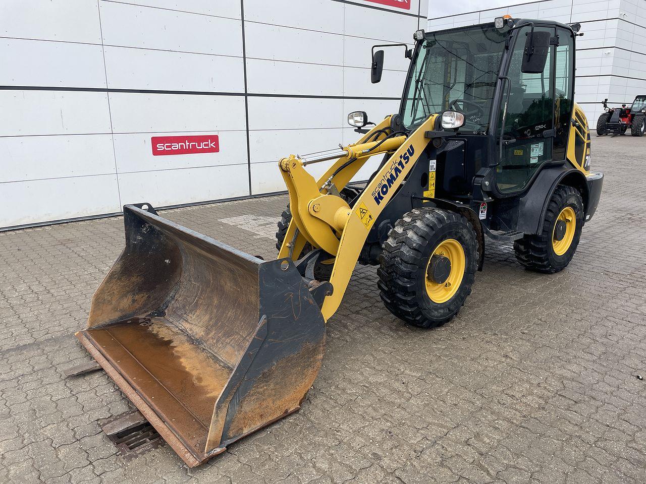 Komatsu WA70M-8EO