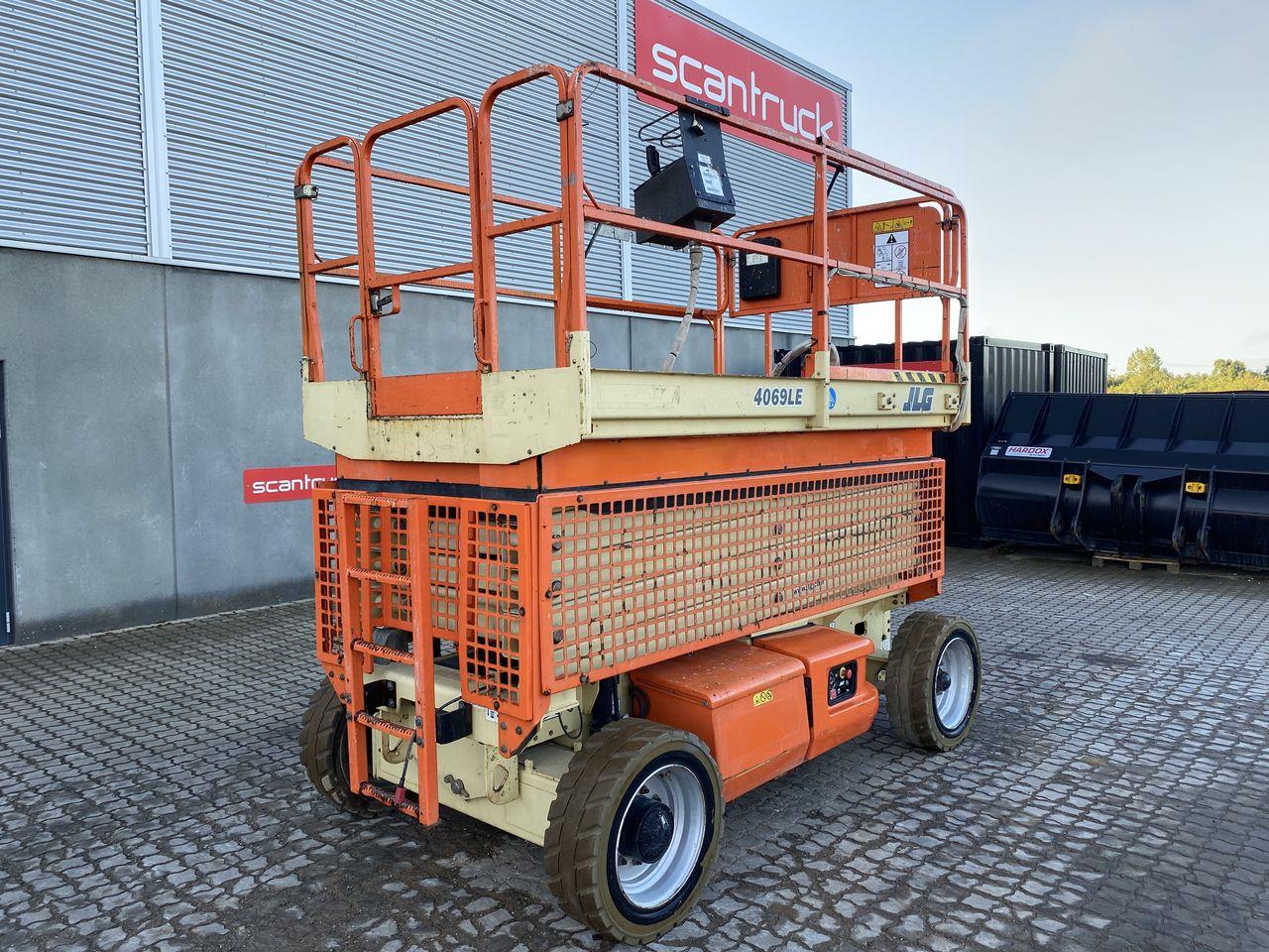 JLG 4069LE
