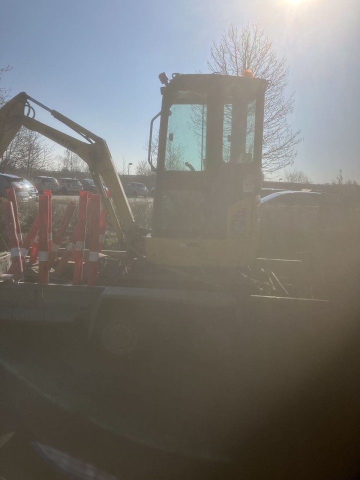 Komatsu PC16R-3HS PROP