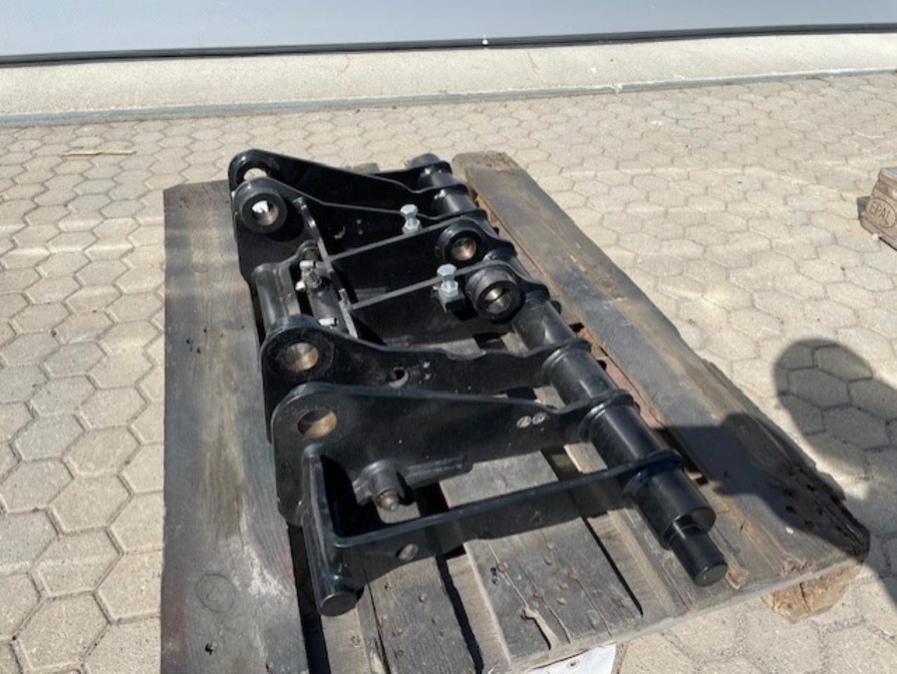 Manitou Euro Hyd. Redskapsfäste MLA 4-50 