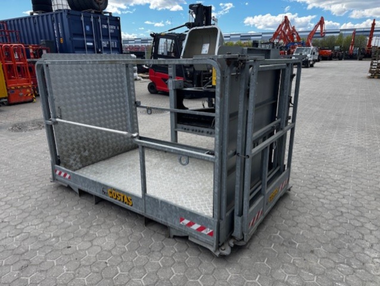 Manitou Vridbar Korg MRT